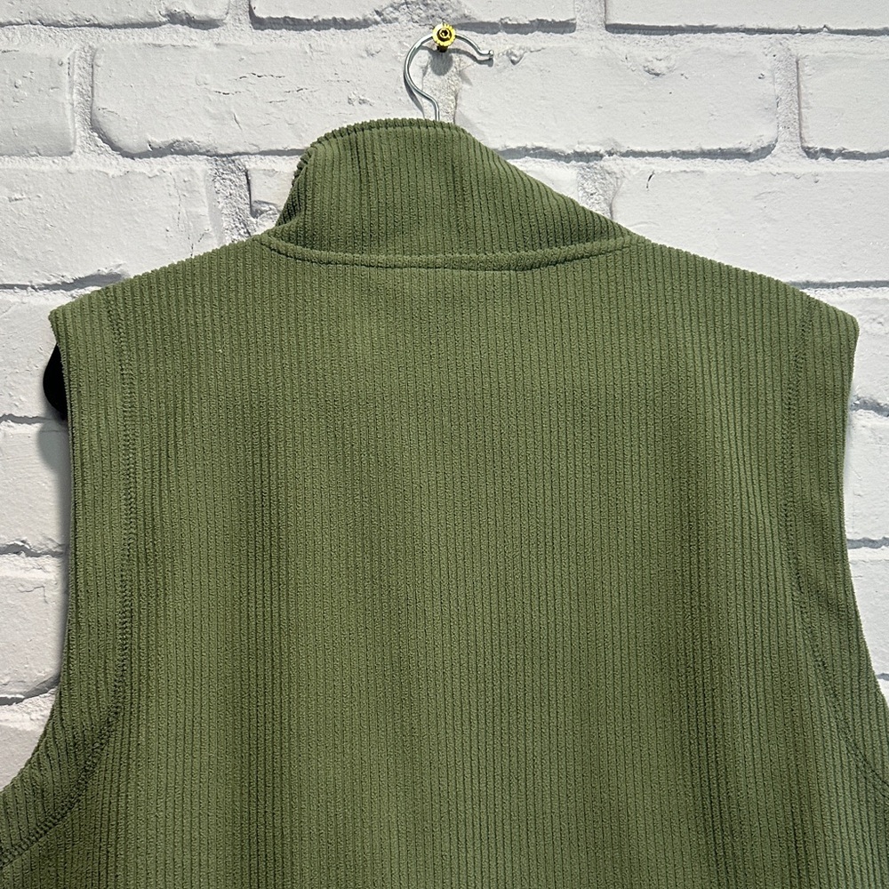 NWOT Alaska Green Fleece Vest for Men size XL - Picture 7 of 9